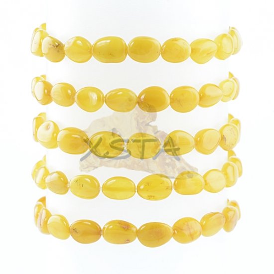 Amber polished beads bracelet olive